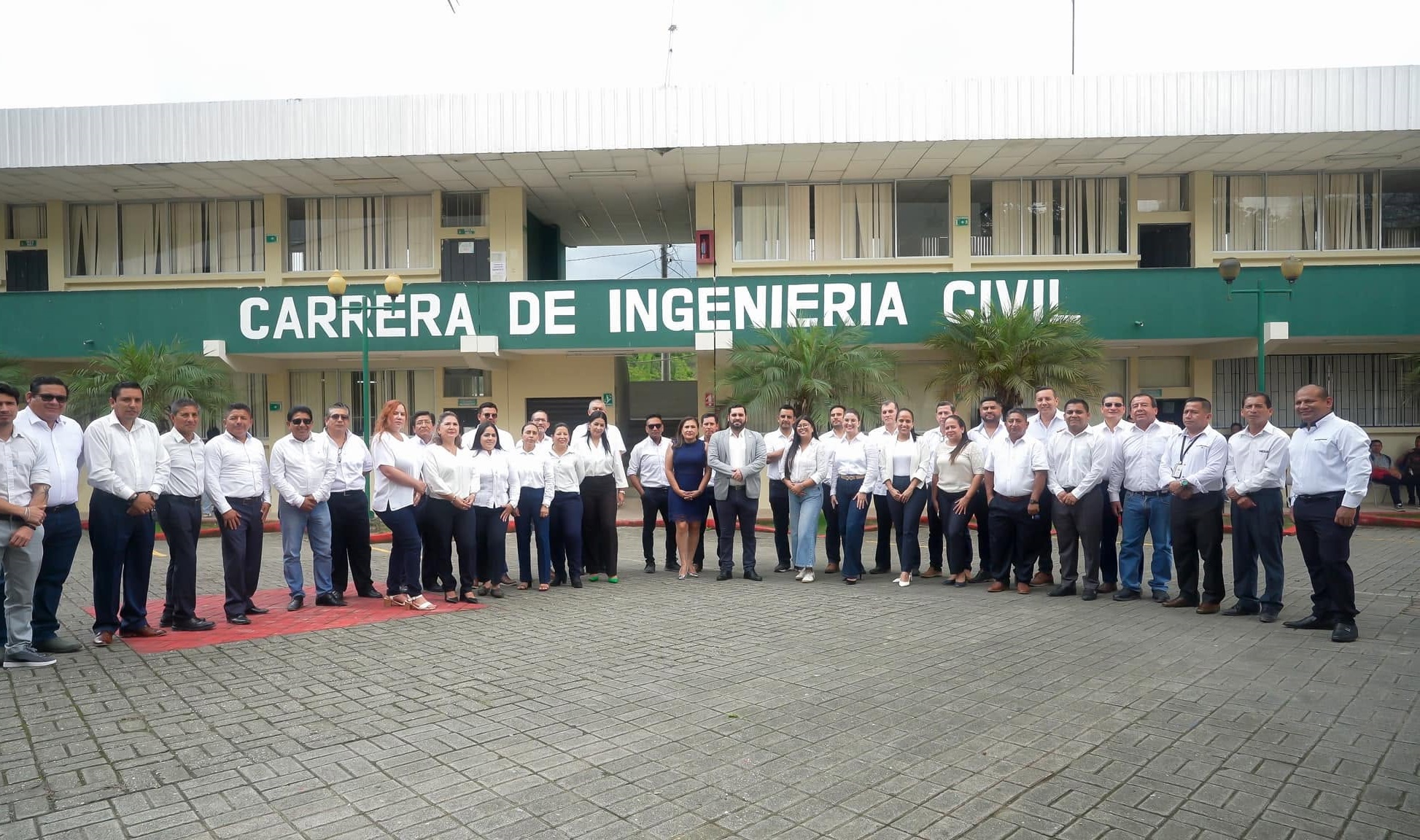Carrera de Ingeniería Civil - UNESUM